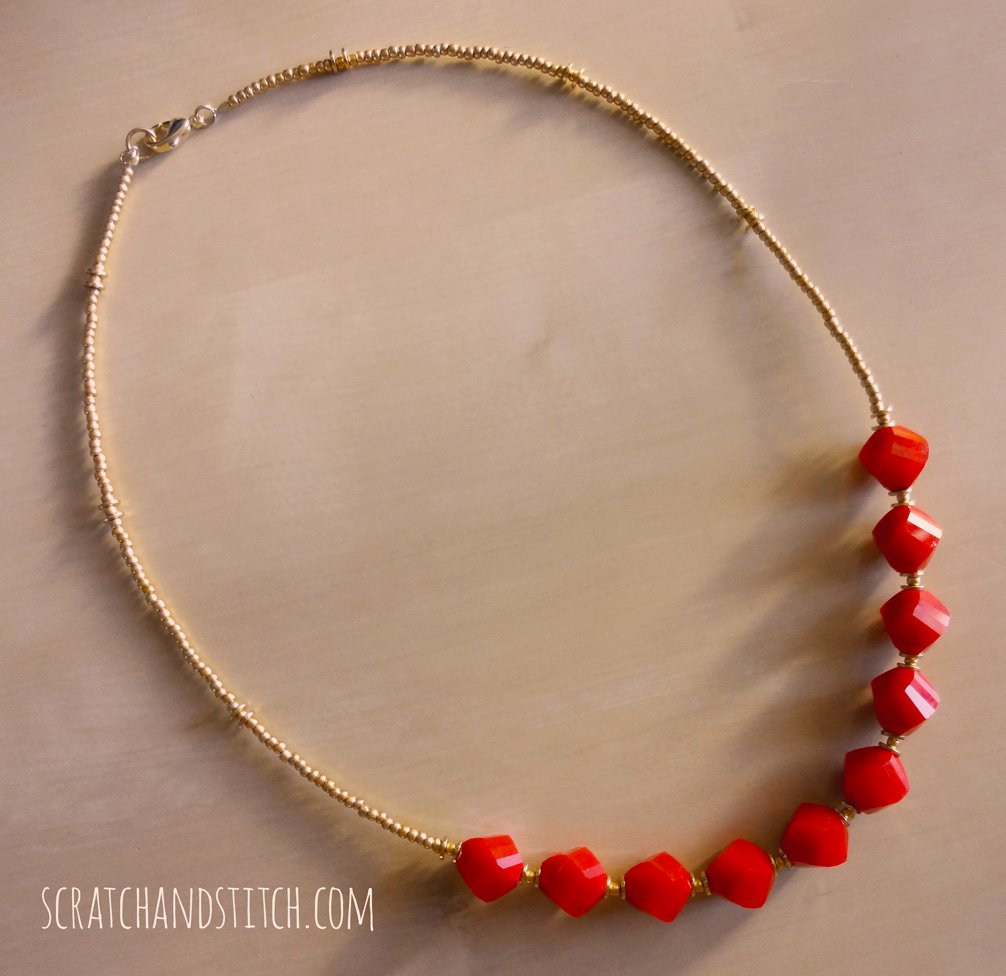 Gold Seed Beads Necklace - scratchandstitch.com
