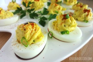 Easy Deviled Eggs - scratchandstitch.com