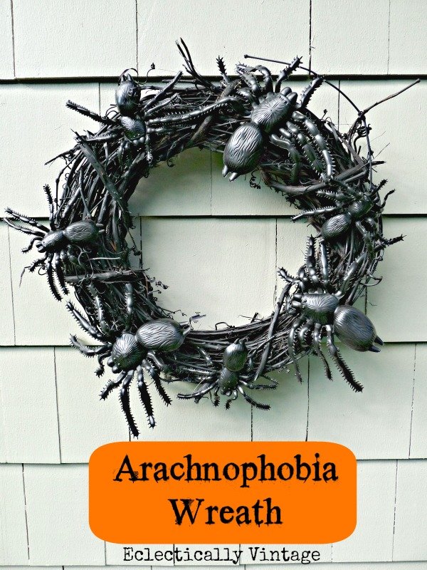 Arachnophobia – Spooky Spider Wreath