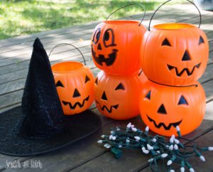 DIY Glowing Halloween Decoration by Scratch and Stitch