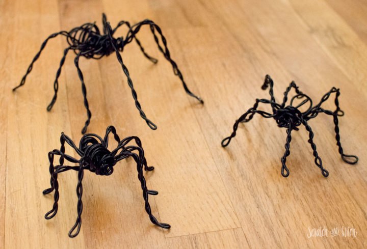 DIY Halloween Wire Spiders and Spiderweb Wreath - Scratch and Stitch