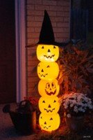Glowing Plastic Jack O' Lantern Totem | DIY Halloween Decoration