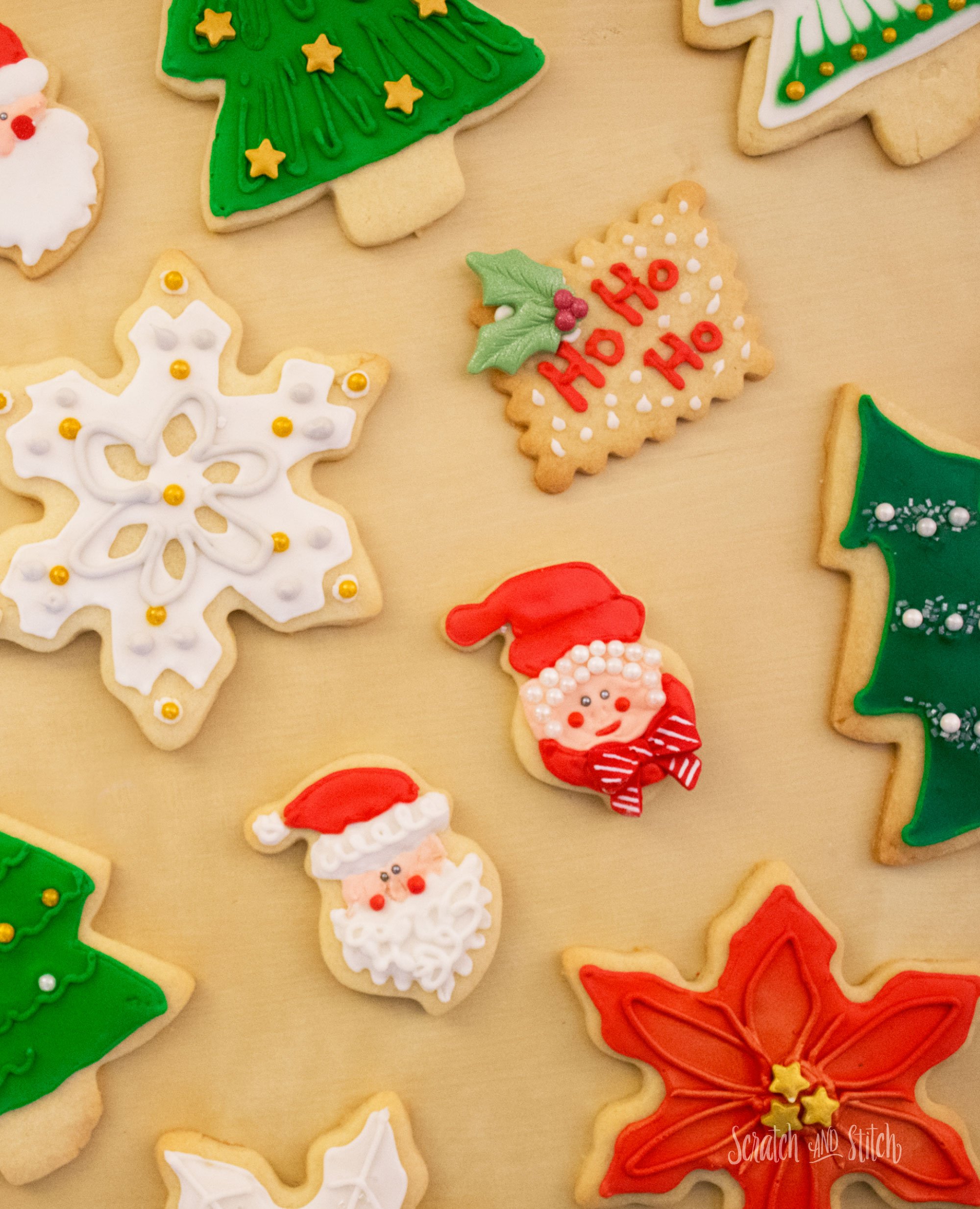 Royal Icing Christmas Cookies | Scratch and Stitch