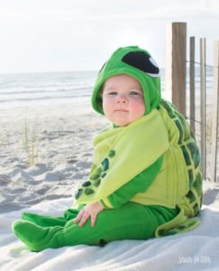 DIY Sea Turtle Baby Halloween Costume - Scratch and Stitch - scratchandstitch.com
