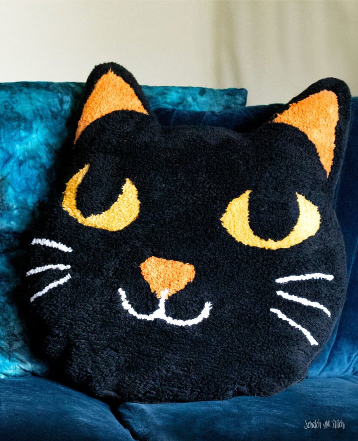 Upcycled Rugs: DIY Cat Pillow by Scratch and Stitch