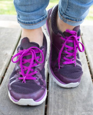 DIY Purple Shoes Refashion - scratchandstitch.com