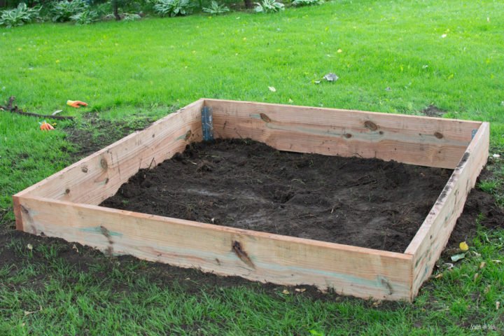 How to Build a Sandbox | Scratch and Stitch