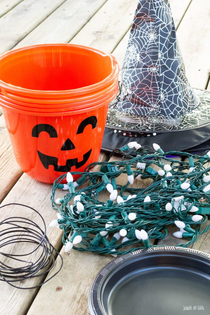 Plastic Pumpkin Crafts for Halloween by Scratch and Stitch