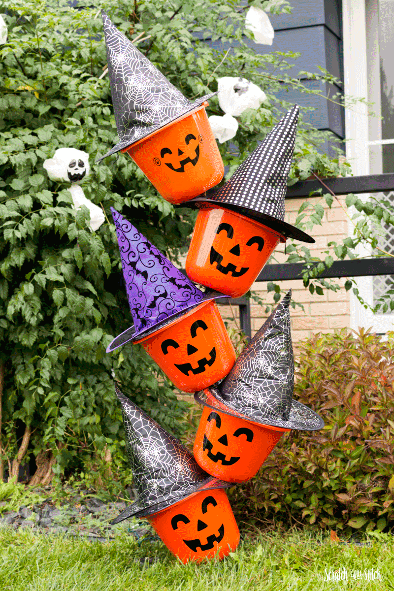 Halloween Decorations Outdoor - DIY Tipsy Pumpkin Buckets - Scratch and Stitch