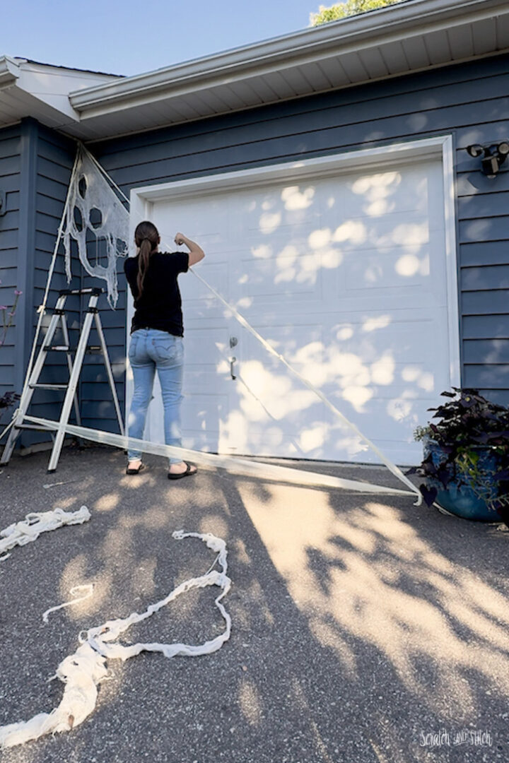 Building a Giant Spiderweb for Halloween